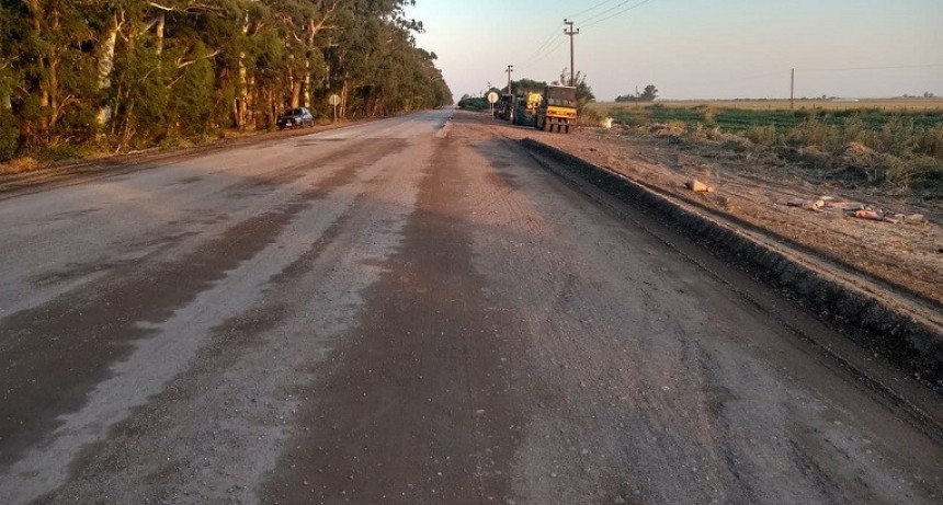 YA TRABAJAN EN LA REPARACIÓN DE RUTA PROVINCIAL N°11