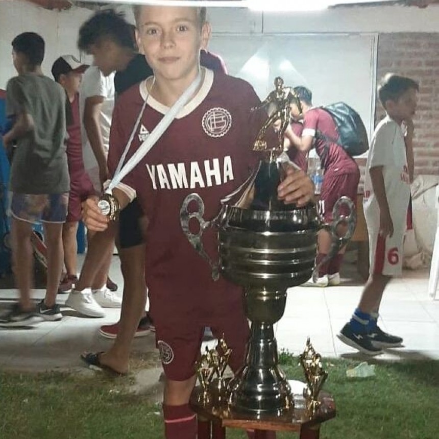 BENJAMÍN CHIALVO LEVANTÓ LA NEUQUÉN CUP
