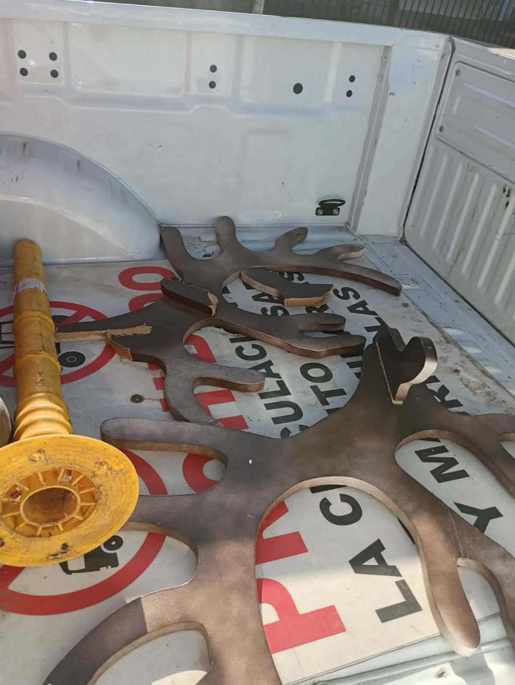 DESTRUCCIÓN DEL RENO DE LA PLAZA