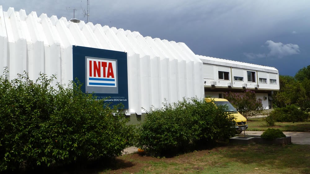 DEL INTA RECHAZA RECORTES A CIEGAS