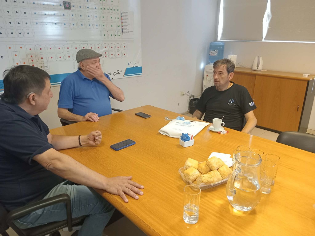 LA VISITA DE LA DELEGACIÓN URUGUAYA