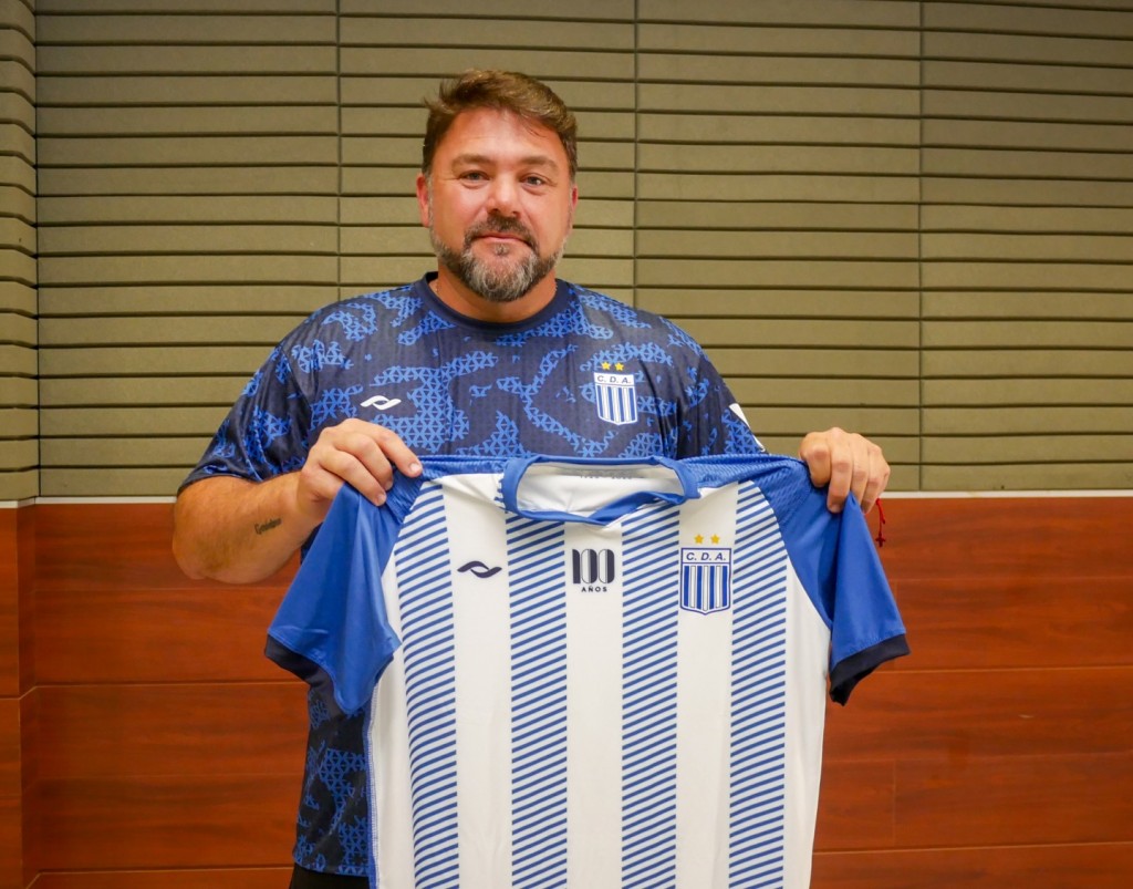 MARTÍN GARNERO NUEVO DT DE ARGENTINO EN LA BECCAR VARELA