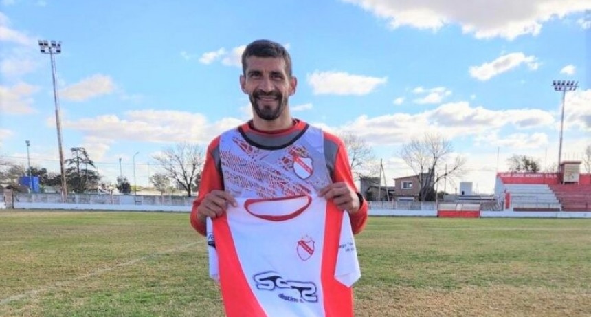 JORGE NEWBERY APUESTA POR SALAZAR