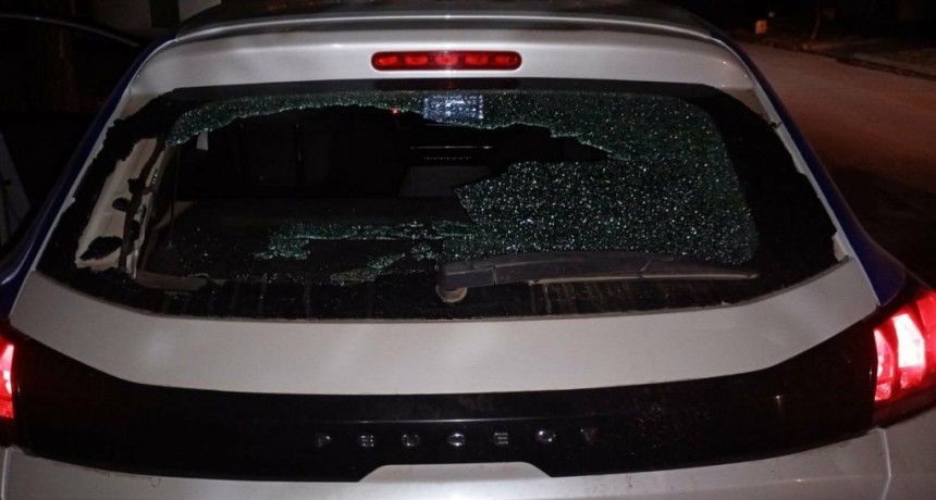 MENORES DAÑARON MÓVIL DE LA GUARDIA LOCAL