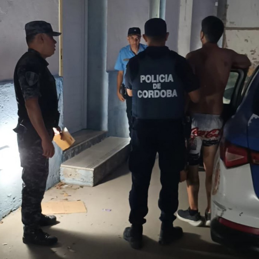 BELL VILLE: RIÑA EN LA VÍA PÚBLICA