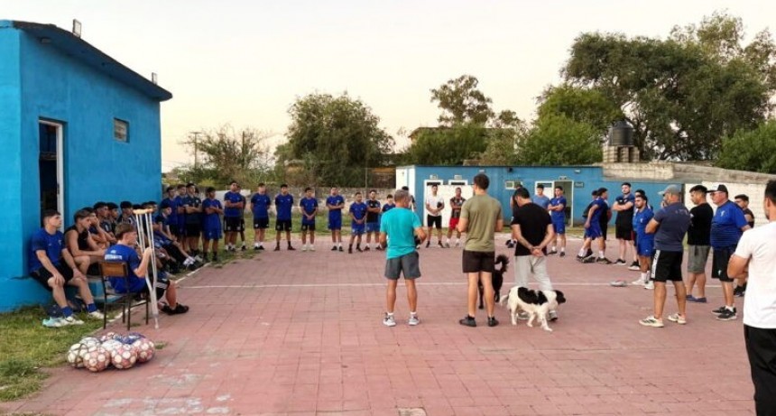 COMENZÓ EL CICLO DE RAÚL GONZÁLES EN UNIÓN LAGUNENSE