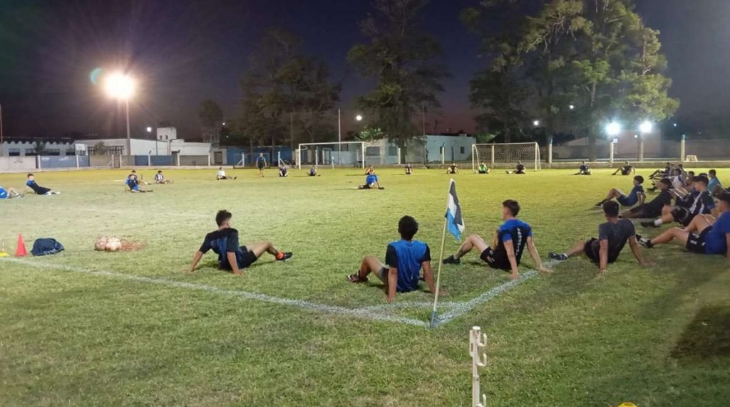 LAGUNENSE SE PREPARA PARA LA VUELTA A LA COMPETENCIA