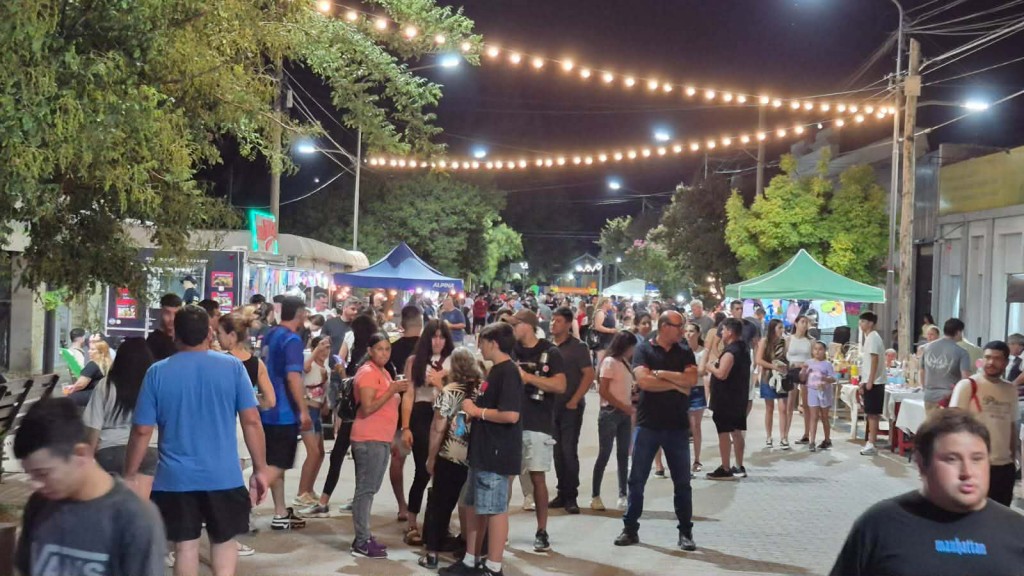 UNA HERMOSA TARDECITA EN LA PEATONAL
