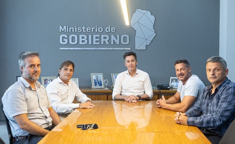 PAVIMENTARÁN ACCESO AL NUEVO HOSPITAL DE BELL VILLE