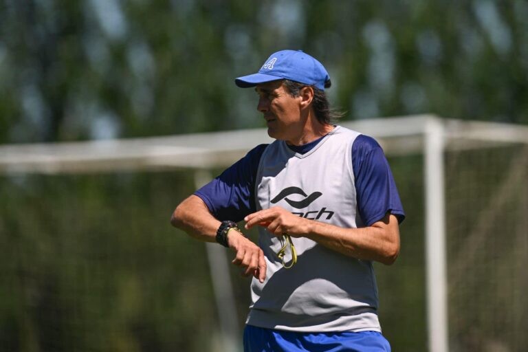 CARLOS MAZZOLA ANALIZA A SU EQUIPO