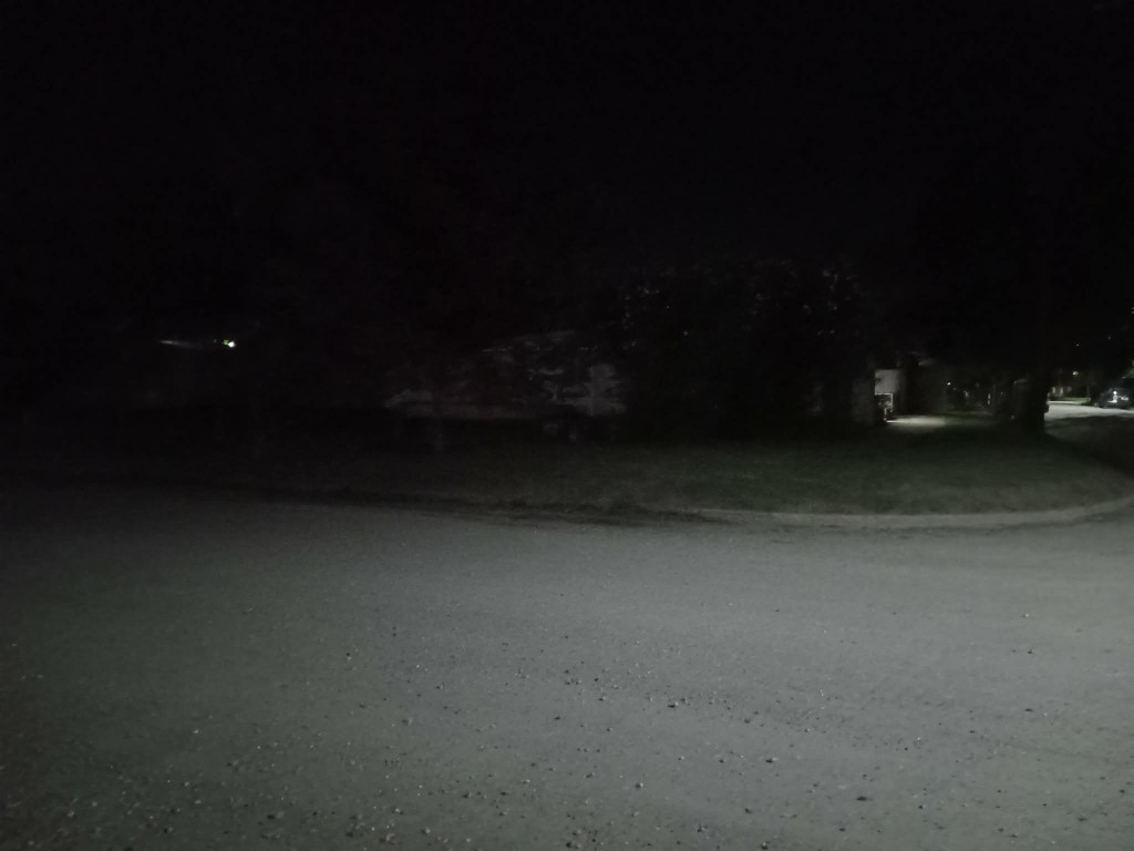 EL PARQUECITO DE BARRIO GOBATO EST&Aacute; A OSCURAS