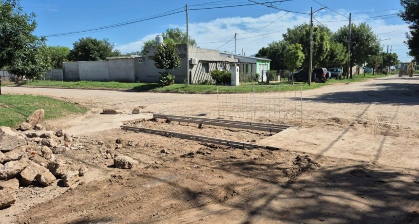 RETOMAN RECONSTRUCCIÓN DE BADENES EN B° GOBATO