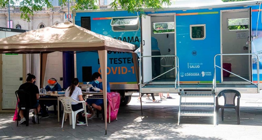 704 CASOS NUEVOS DE COVID-19 EN LA PROVINCIA