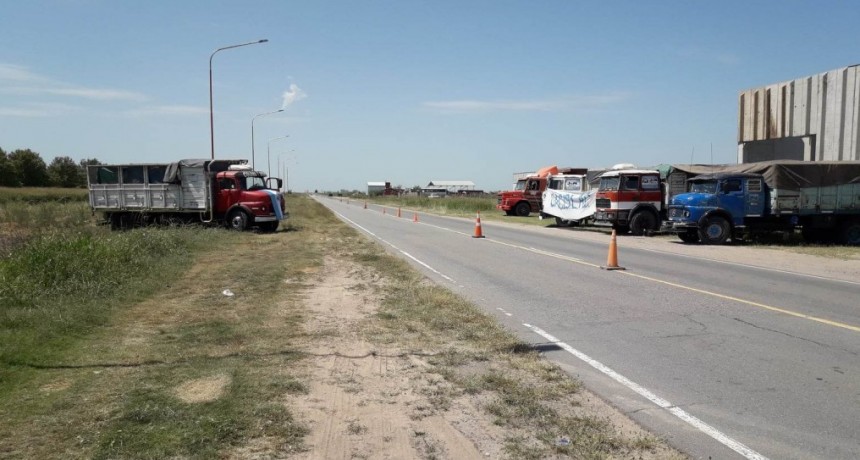 SE LEVANTÓ EL PARO DE CAMIONEROS