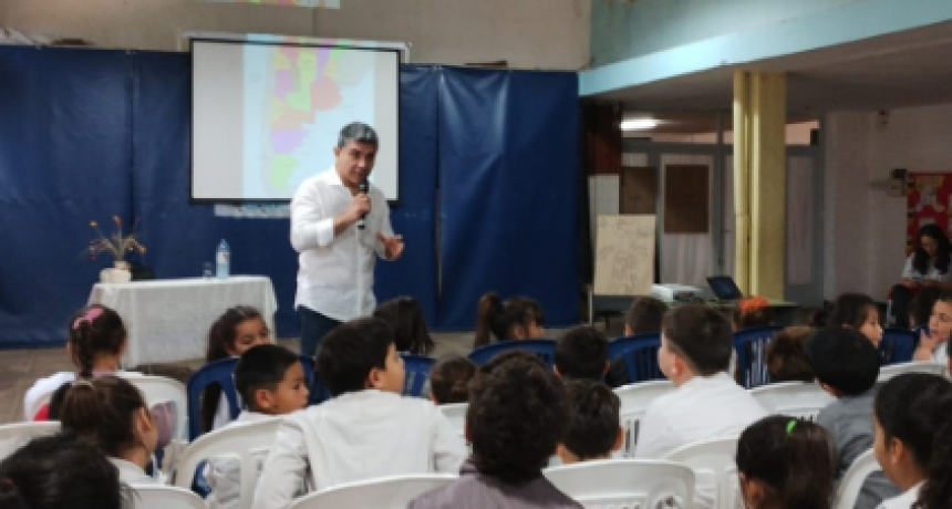 SERGIO RODRÍGUEZ ESTUVO EN MONTE MAÍZ