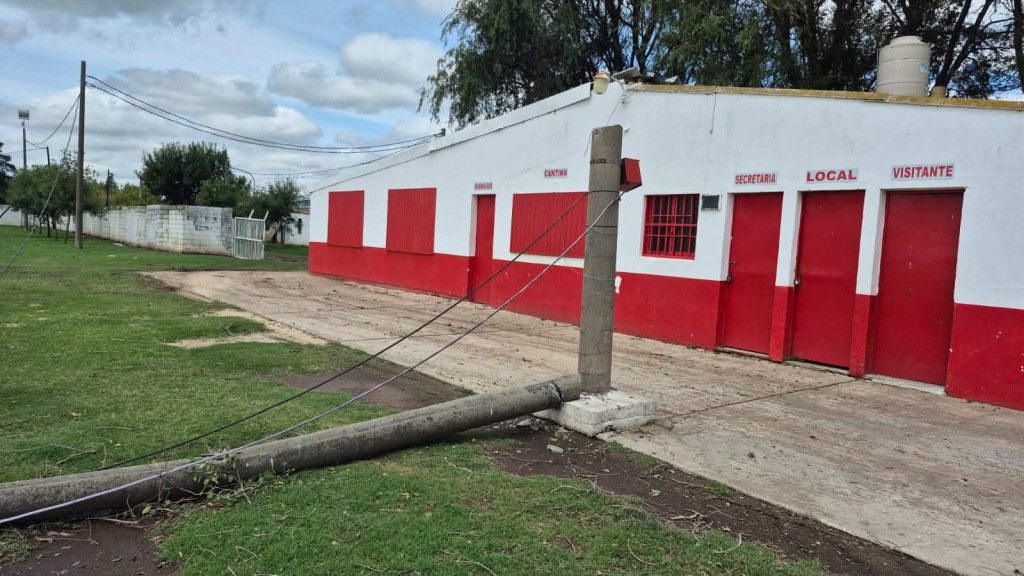 SERIOS DESTROZOS EN EL CLUB LAMBERT