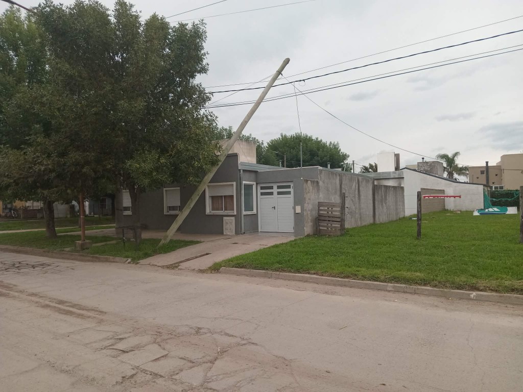 LA DESIDIA QUE CUELGA SOBRE NUESTRAS CABEZAS