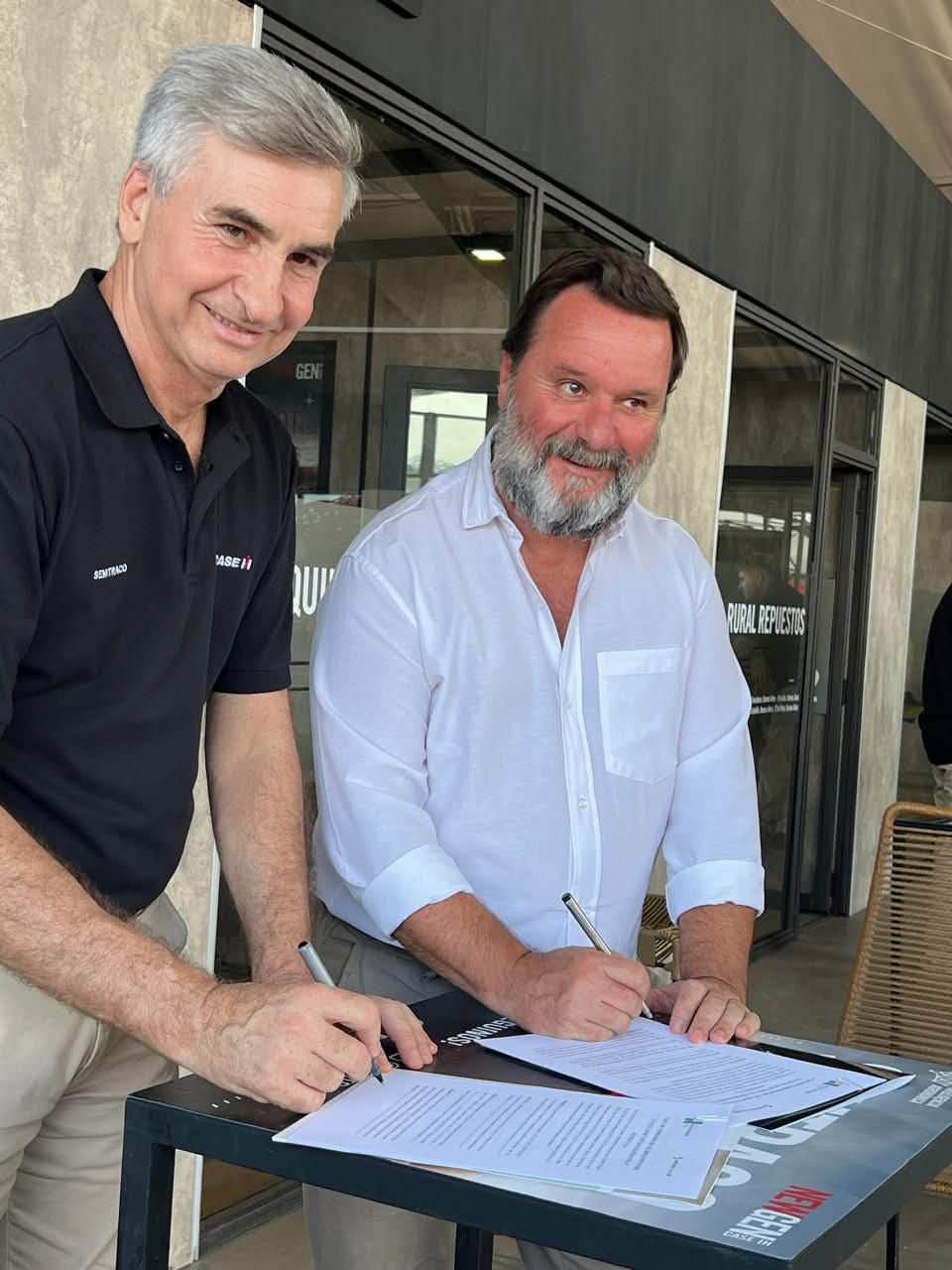 SEMTRACO FIRM&Oacute; CONVENIO CON UNIVERSIDAD NACIONAL