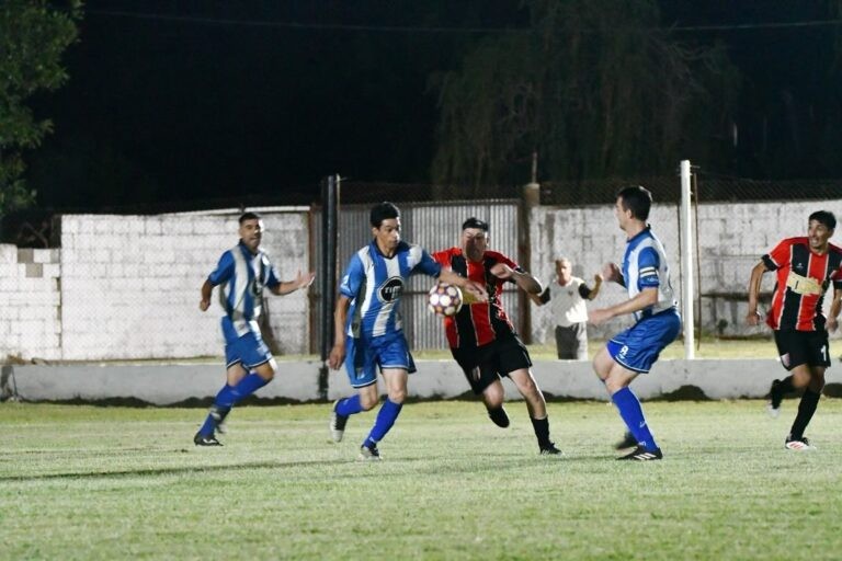 COMIENZA EL F&Uacute;TBOL SENIOR