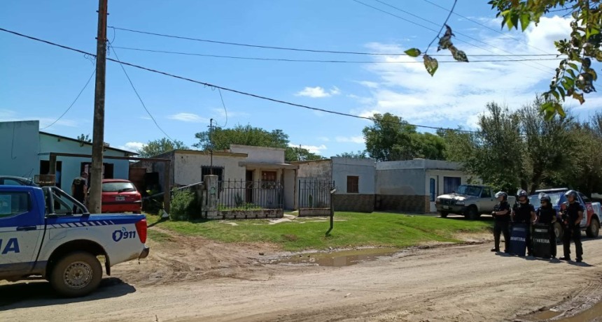 ALLANAMIENTOS Y DOS DETENIDOS EN CANALS