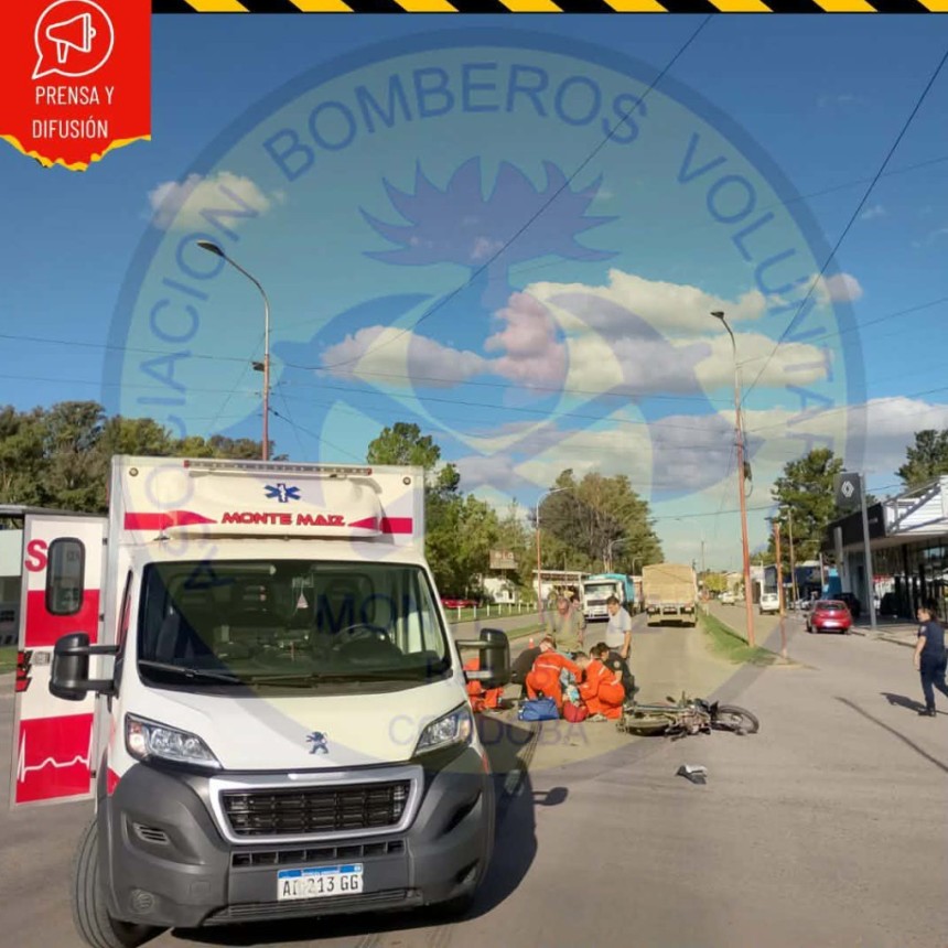 CHOQUE DE CAMI&Oacute;N Y MOTO EN ROTONDA OESTE