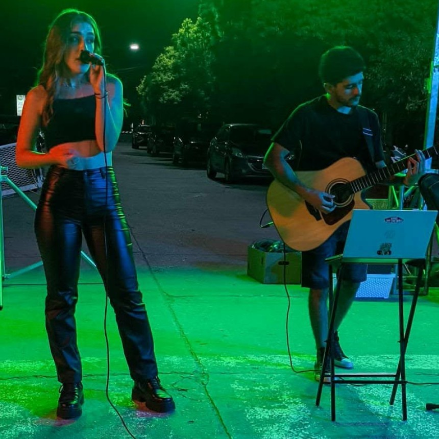 SE HOMENAJE&Oacute; A LA MUJER EN EL EVENTO EN LA PEATONAL