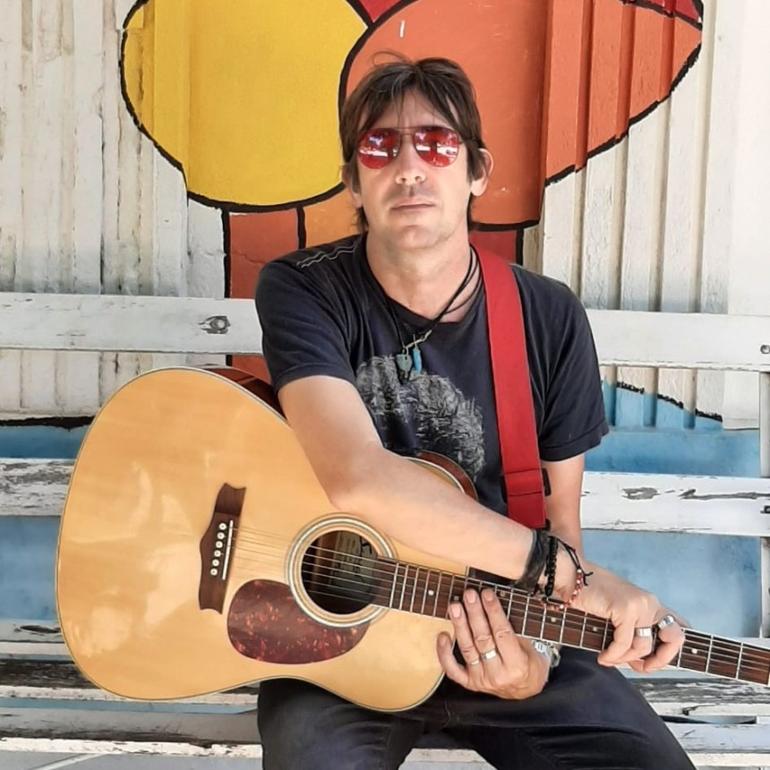 RAMIRO LEZCANO: CANCIONES PROHIBIDAS POR LA DICTADURA