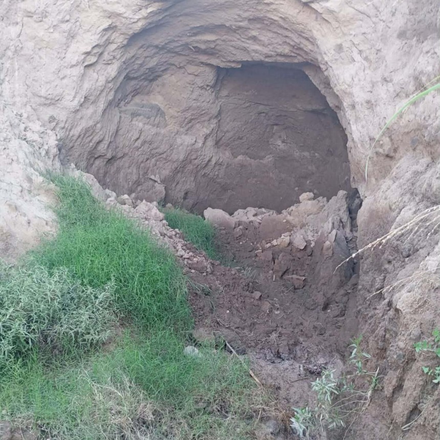 ALERTA POR EL COLAPSO DE UNA ALCANTARILLA