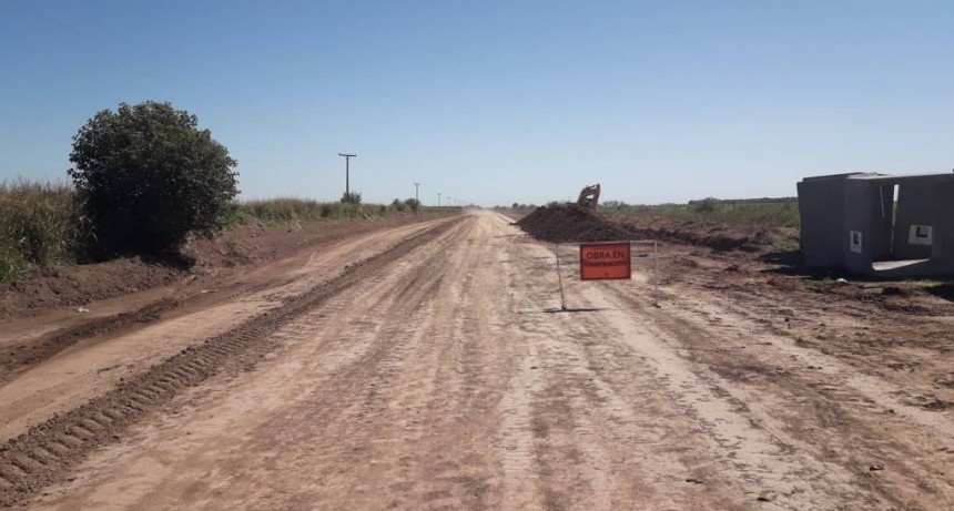 PIDEN CIRCULAR CON PRECAUCIÓN POR CAMINOS RURALES