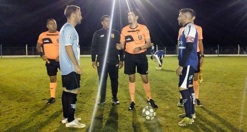 RENNY GANÓ SU PRIMER PARTIDO