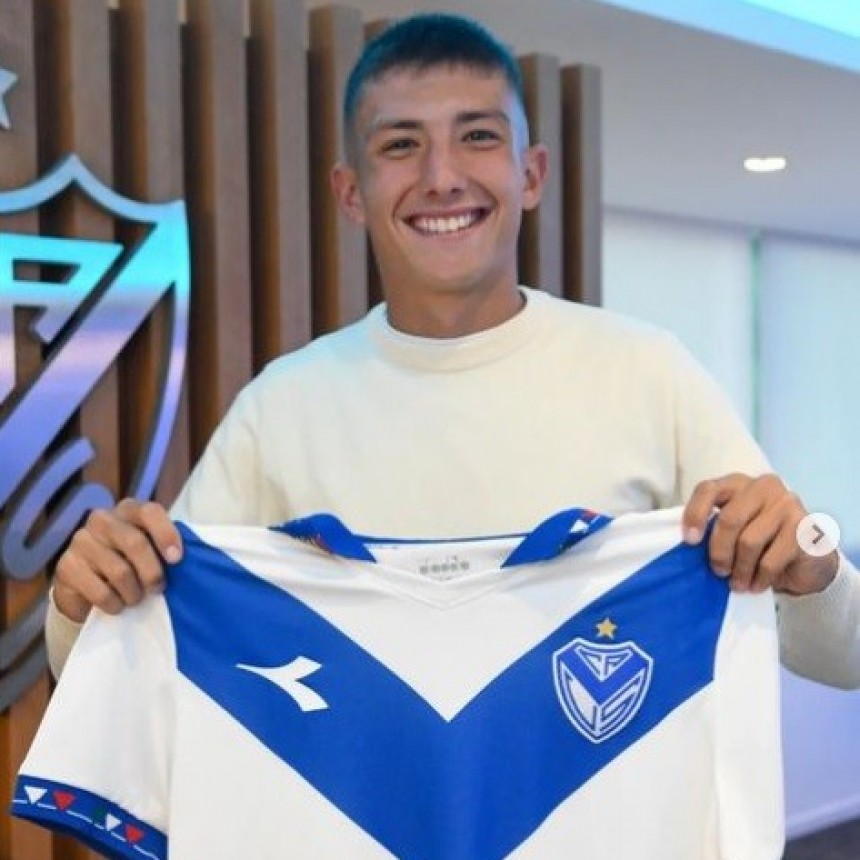 THIAGO FERNÁNDEZ EXTENDIÓ SU CONTRATO CON VÉLEZ