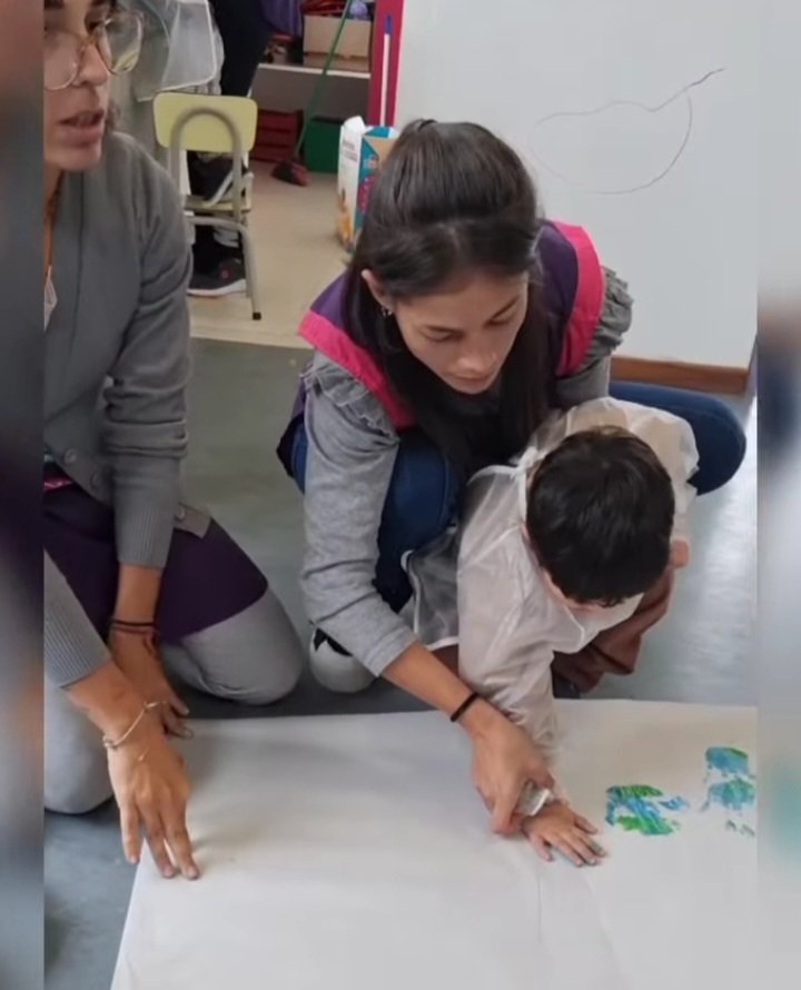 D&Iacute;A DE LA TIERRA EN HUMANyF