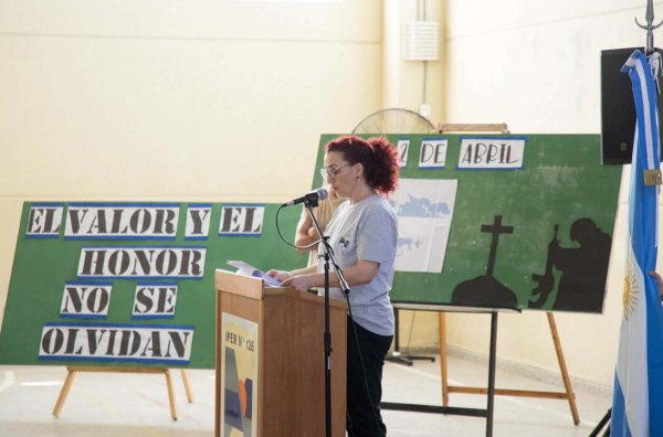 SENTIDO DISCURSO DE LA VICEDIRECTORA DEL IPEM N&deg;126