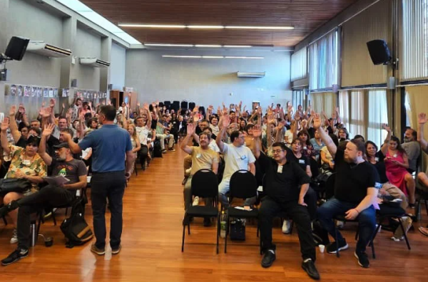 UEPC ANUNCI&Oacute; UN PARO DE 72 HORAS