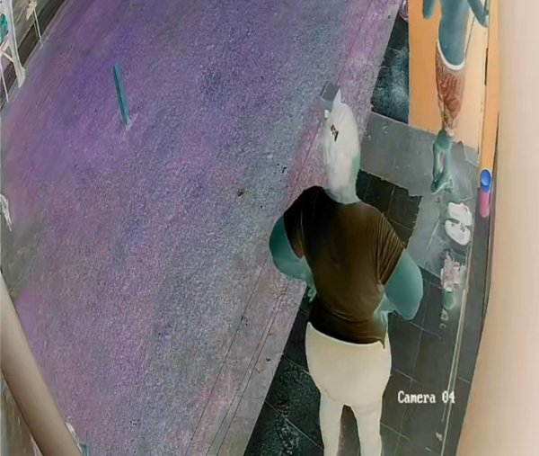 MUJER DENUNCIADA POR AGRESI&Oacute;N A UN MENOR DE EDAD