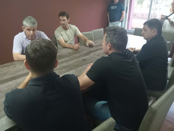 LAMBERT: PROYECTOS QUE APUNTAN AL CRECIMIENTO