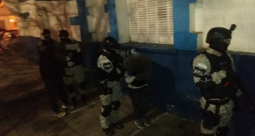 PAREJA DETENIDA POR COMERCIALIZAR COCAÍNA