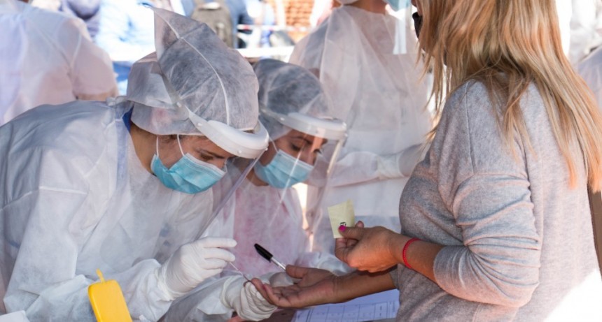 960 CASOS NUEVOS DE COVID-19 EN LA PROVINCIA