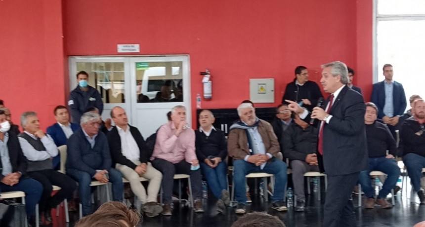 LUIS TROTTE PARTICIPÓ UNA REUNIÓN CON EL PRESIDENTE