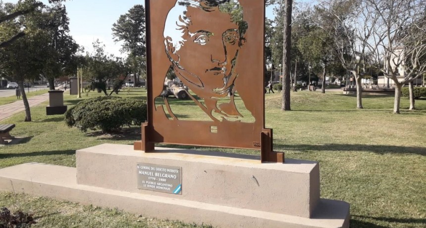 VANDALISMO EN LA PLAZA