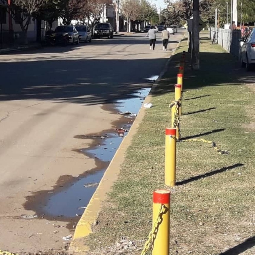 VANDALISMO EN EL ESTACIONAMIENTO DE CALLE BUENOS AIRES