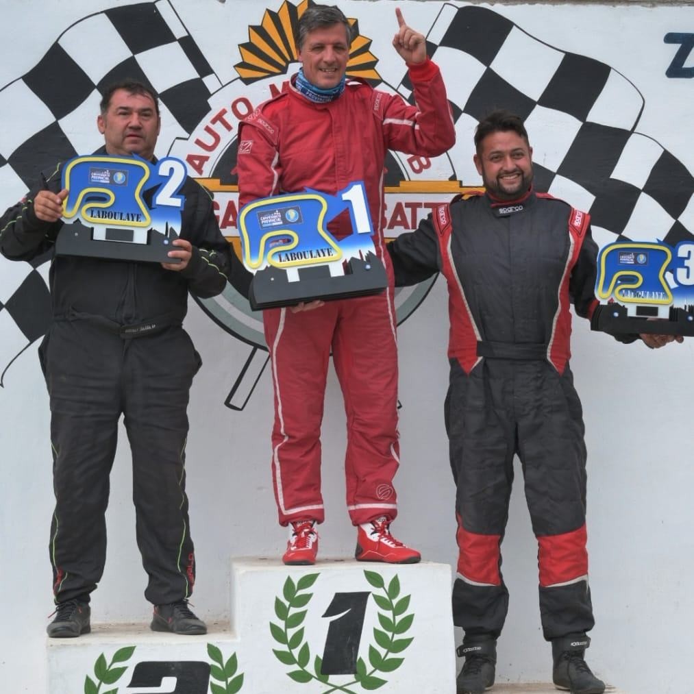 ARIEL ANAYA CAMPEÓN DE TORNEO NOCTURNO DE KARTING