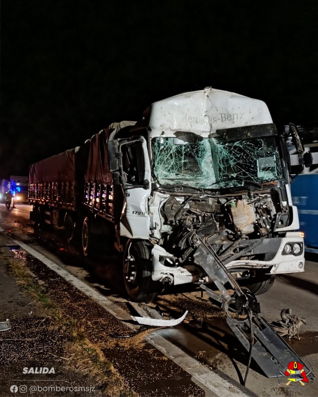 CHOQUE DE CAMIONES EN AUTOPISTA
