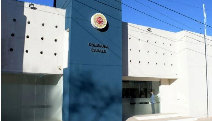 DETIENEN A UN HOMBRE CON PEDIDO DE CAPTURA