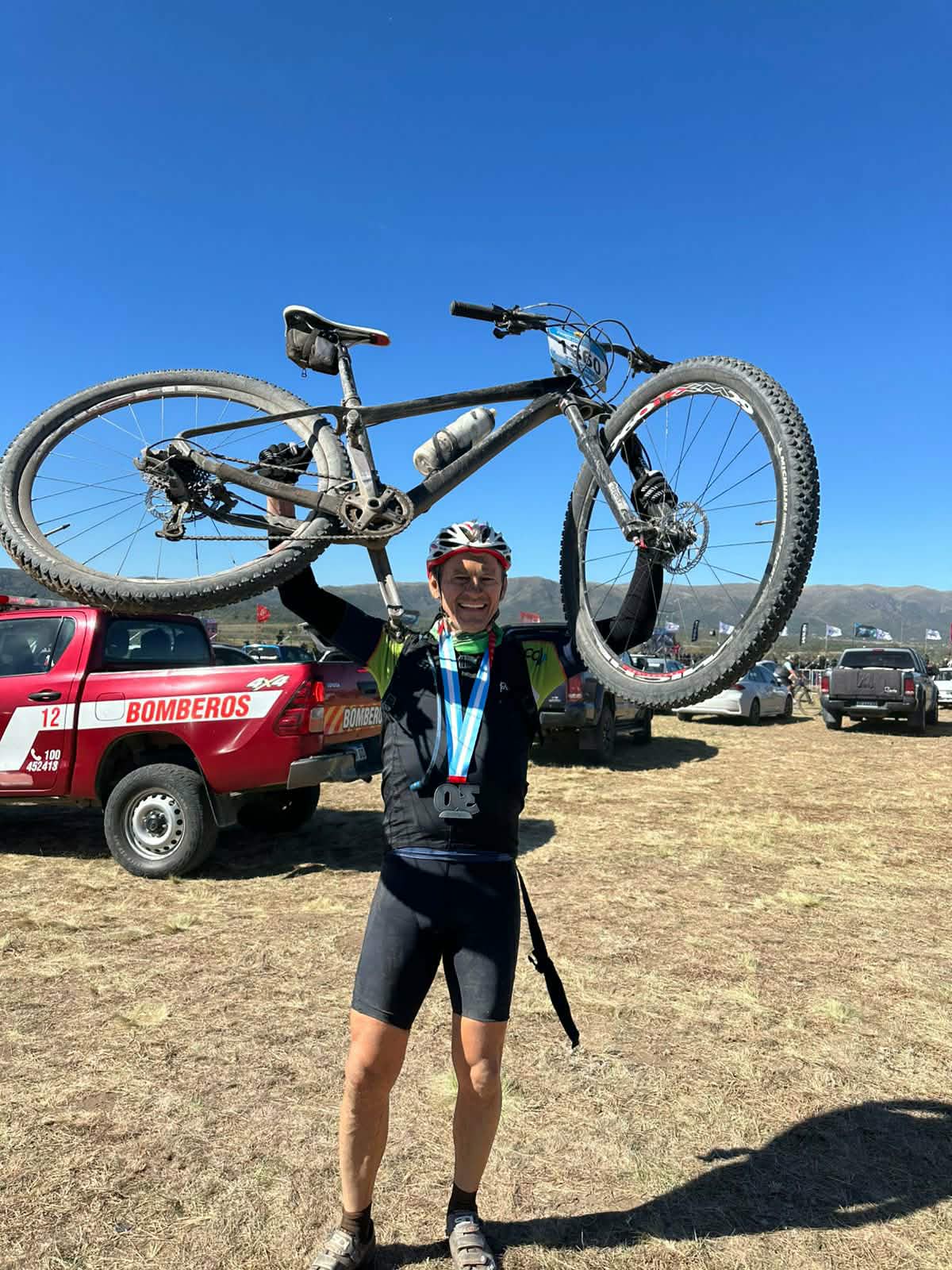 CICLISTA LOCAL EN COMPETENCIA INTERNACIONAL