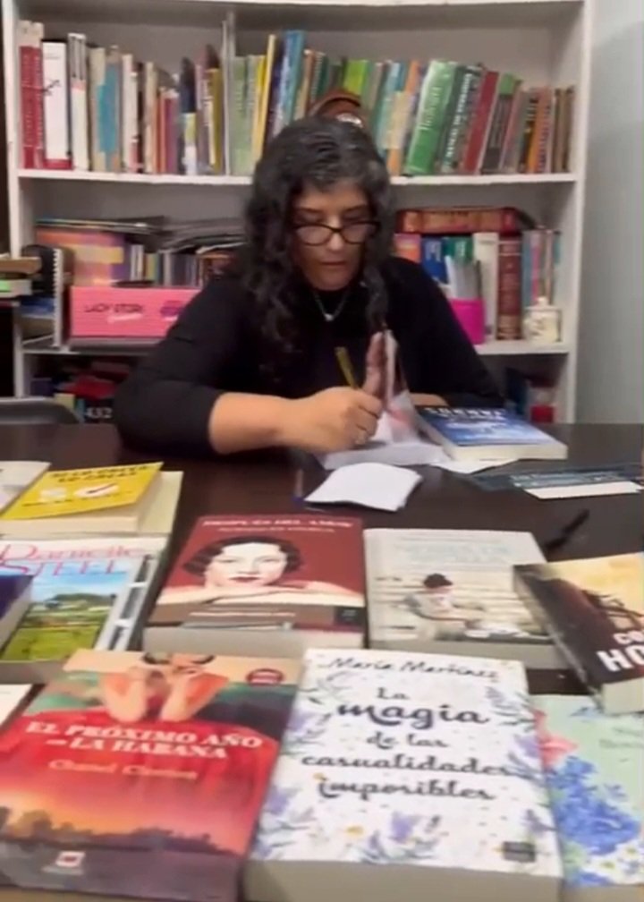 IMPORTANTE RENOVACI&Oacute;N LITERARIA EN LA BIBLIOTECA