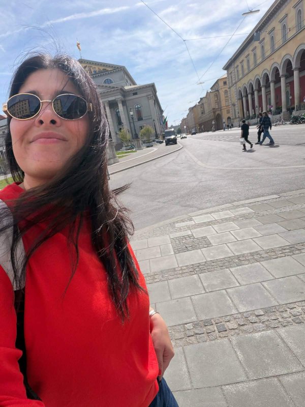 CAROLINA NEBBIA YA EXPONE SUS OBRAS EN PAR&Iacute;S