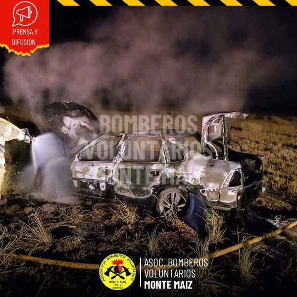 INCENDIO DE UN VEH&Iacute;CULO EN ZONA RURAL