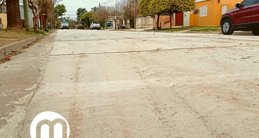 AVANZA LA PAVIMENTACIÓN DE CALLES EN MONTE MAÍZ