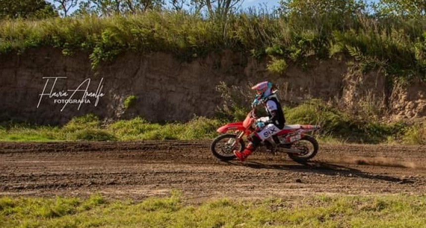 PILOTO DE MOTOCROSS ACCIDENTADO